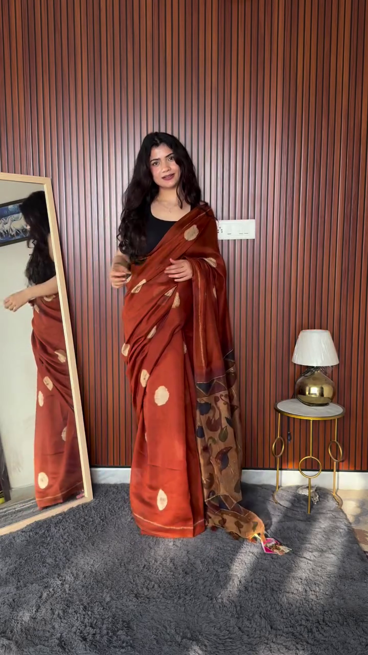 Elegant Handwoven Saree